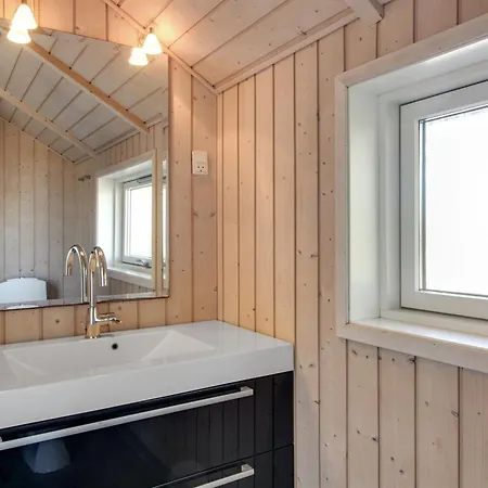 Holiday home Svenny - 800m From The Sea In Western Jutland By Interhome Lakolk