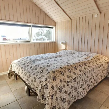 Holiday home Svenny - 800m From The Sea In Western Jutland By Interhome