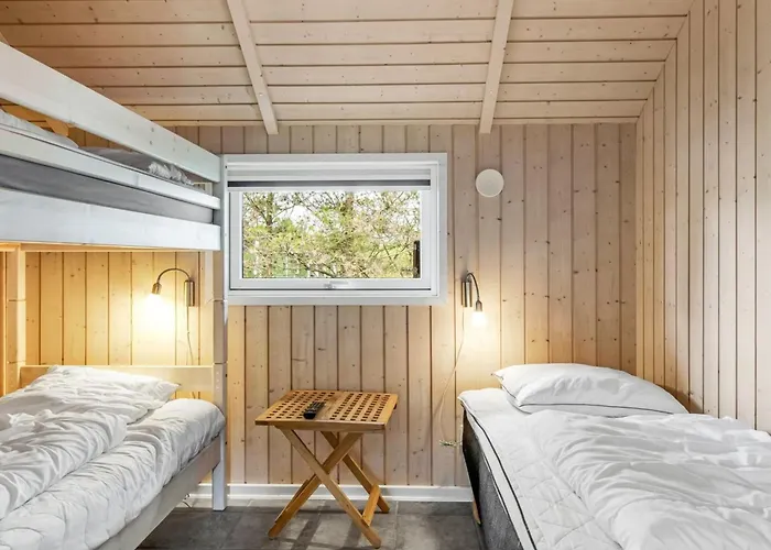 Svenny - 800m From The Sea By Interhome Feriehus Lakolk