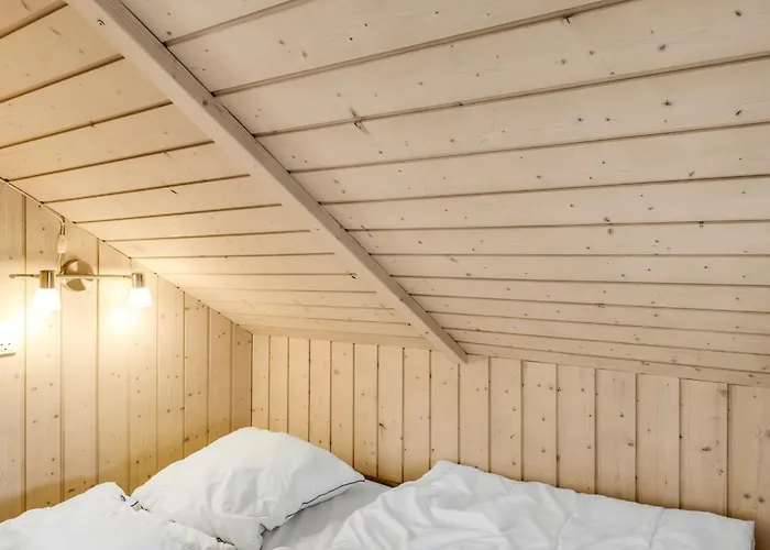 Svenny - 800m From The Sea By Interhome Lakolk