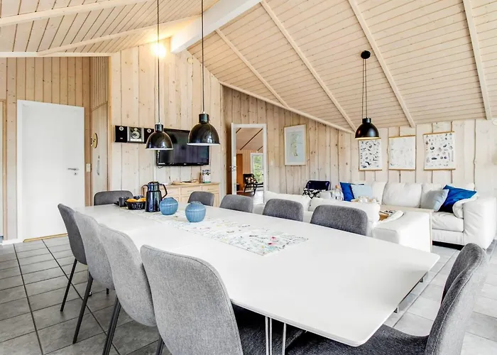 Feriehus Svenny - 800m From The Sea By Interhome *