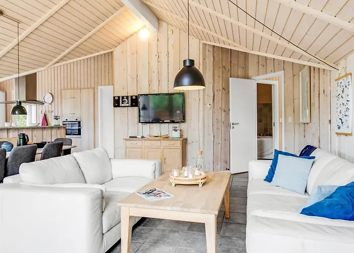 Svenny - 800m From The Sea By Interhome Ferienhaus Lakolk